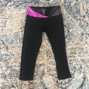 Lululemon crop sz 6